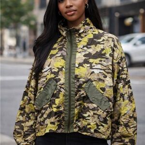 Nike Women's Green and Yellow Camouflage Utility Jacket